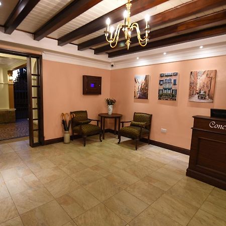 Casa Solada Hotel Kampala Exterior photo