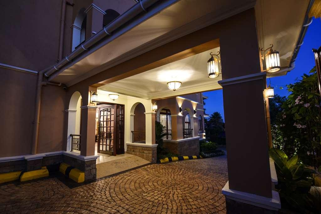 Casa Solada Hotel Kampala Exterior photo